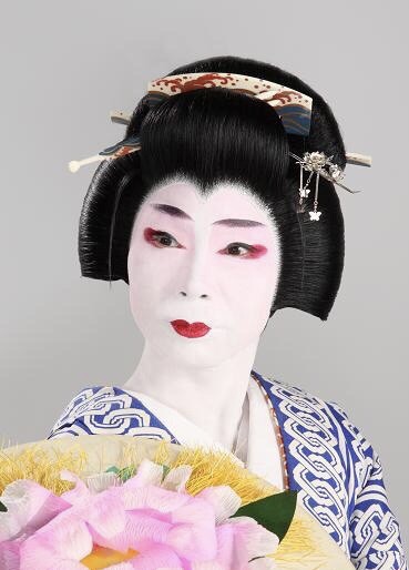 藤間　勘洋雪